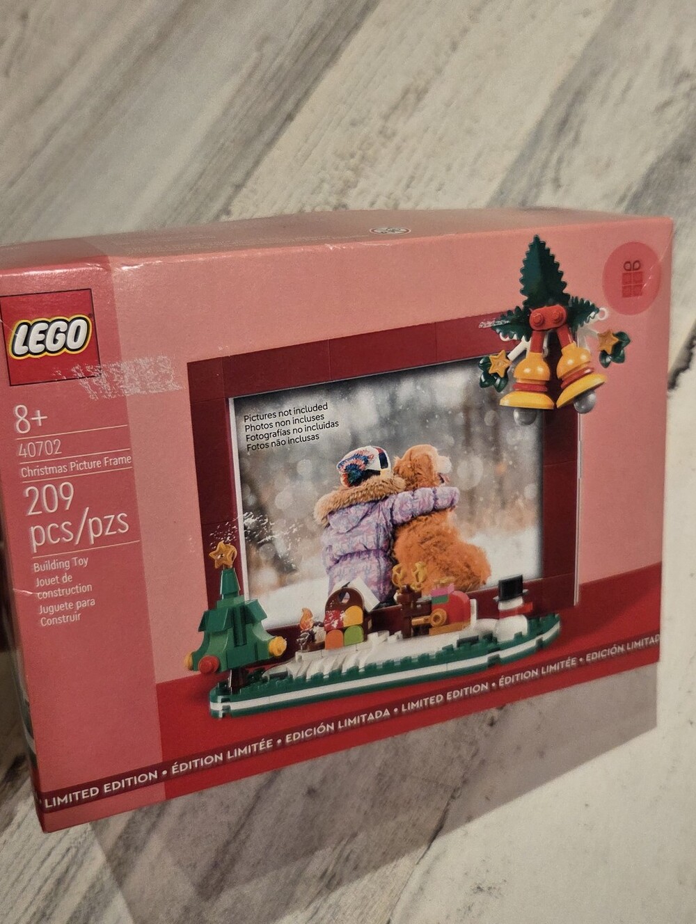 New LEGO 4072 Holiday Photo Frame Red w/Green Accents 209 Pcs 8+ LIMITED EDITION - Picture 4 of 6